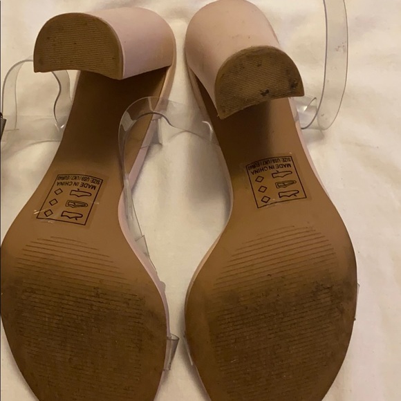 Heels - Picture 1 of 3